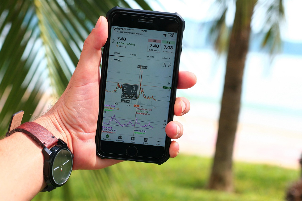 Volatility Trading Review: Foundational but Dated in 2026
